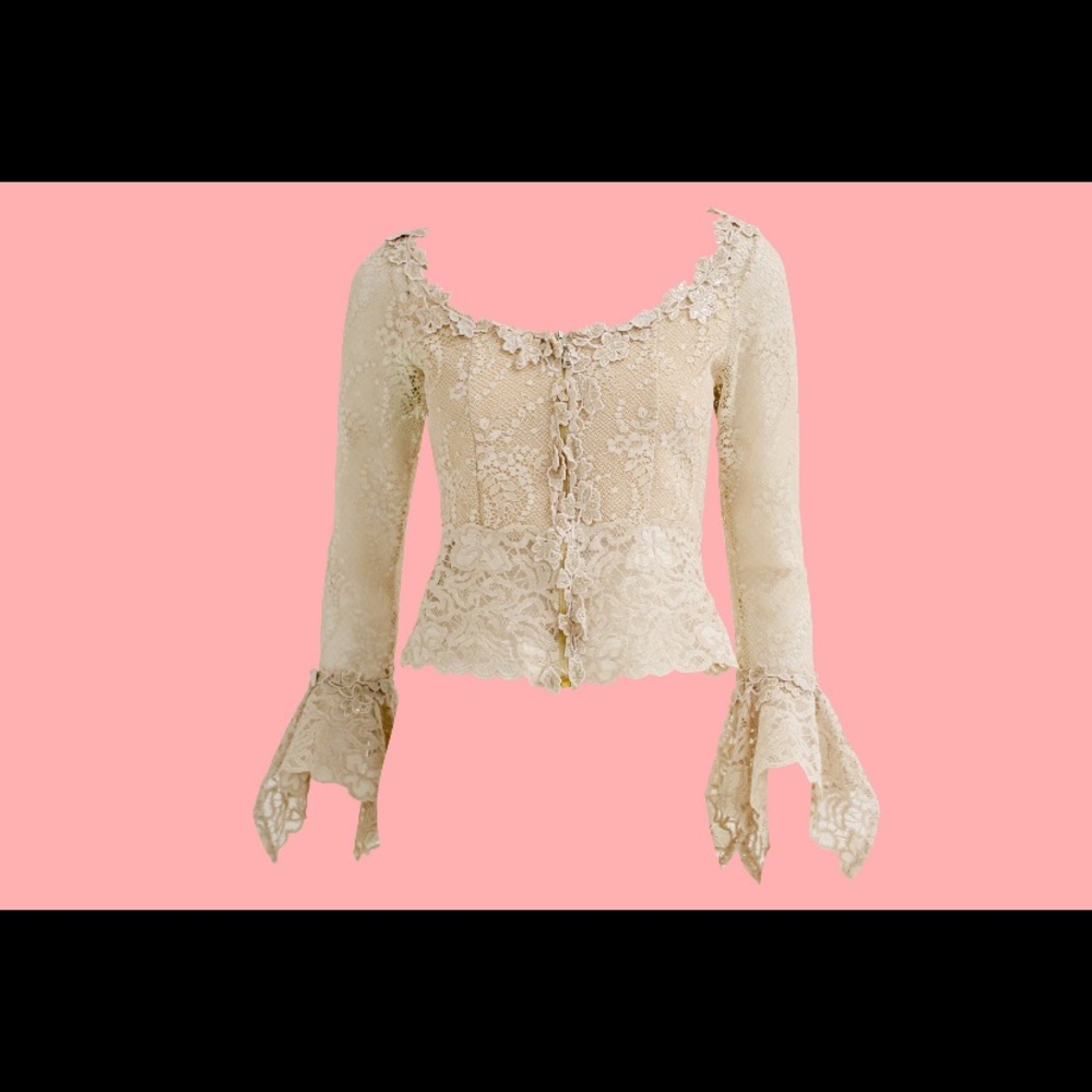 Delicate Y2K Vintage Lace Top